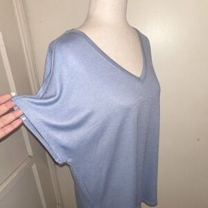 Orvis Women's L Baby Blue Solid Knit Tunic V-Neck Dolman Short Sleeve Stretch